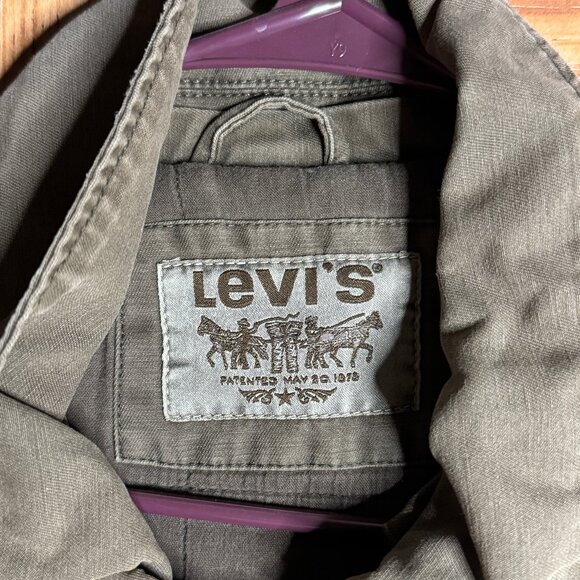 Levi's Trucker Jacket - Picture 3 of 7